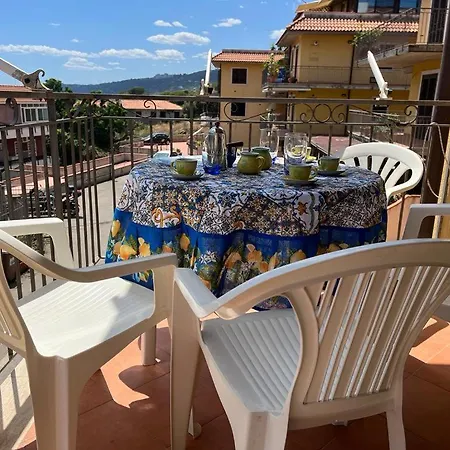 Apartment La Casa Sul Porticciolo - Stazzo Acireale